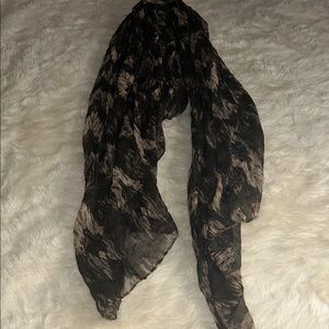 Urban Outfitters Tan and Brown Scarf